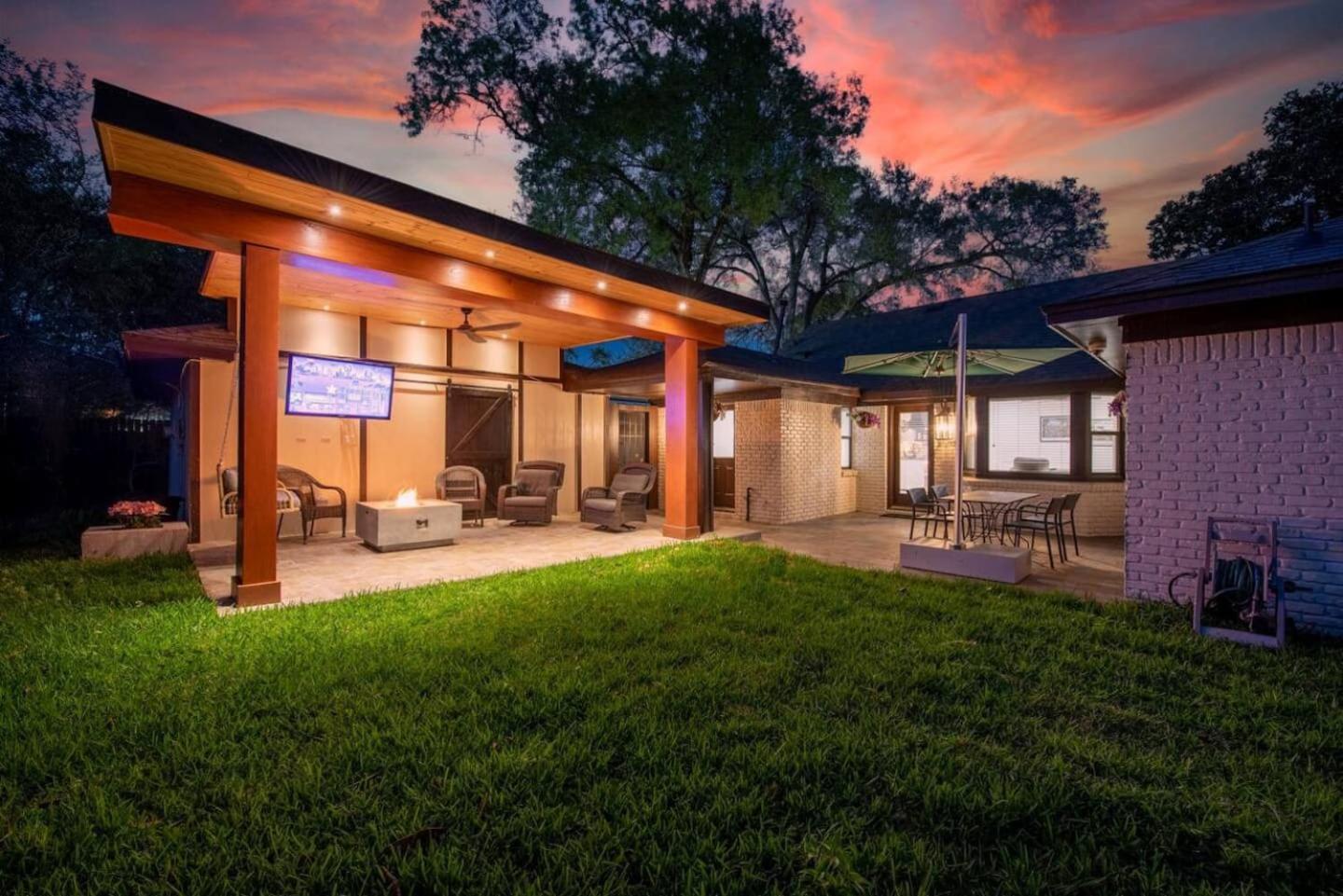 Western Oaks Retreat Х'юстон Екстер'єр фото